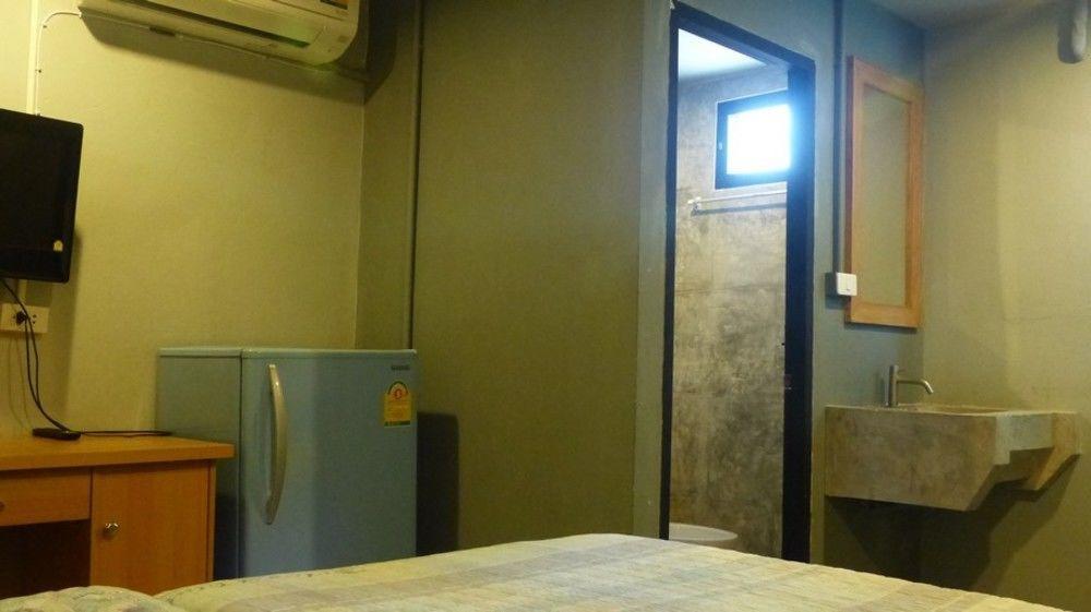 9 Hostel Chiang Mai Esterno foto