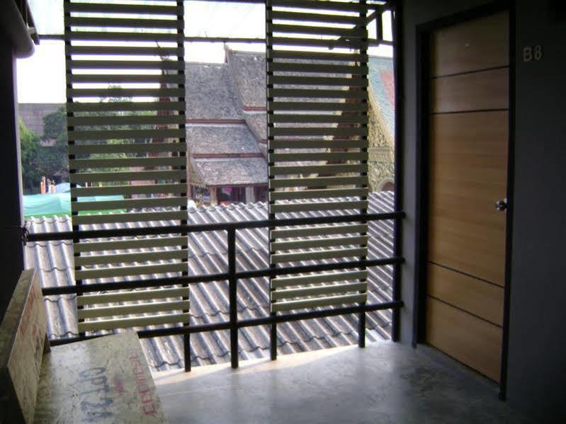 9 Hostel Chiang Mai Esterno foto